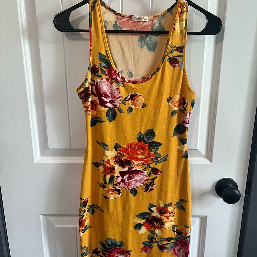 Heart Hips Yellow Gold Bodycon Midi Dress